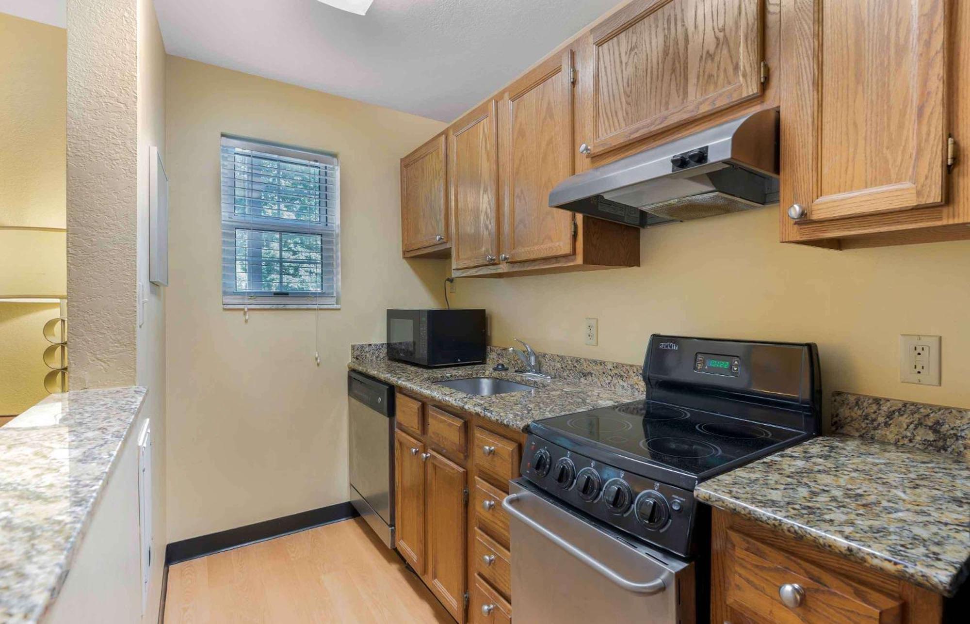 Extended Stay America Suites - Atlanta - Norcross - Peachtree Corners Экстерьер фото